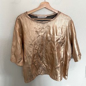 Article Gold Tee
